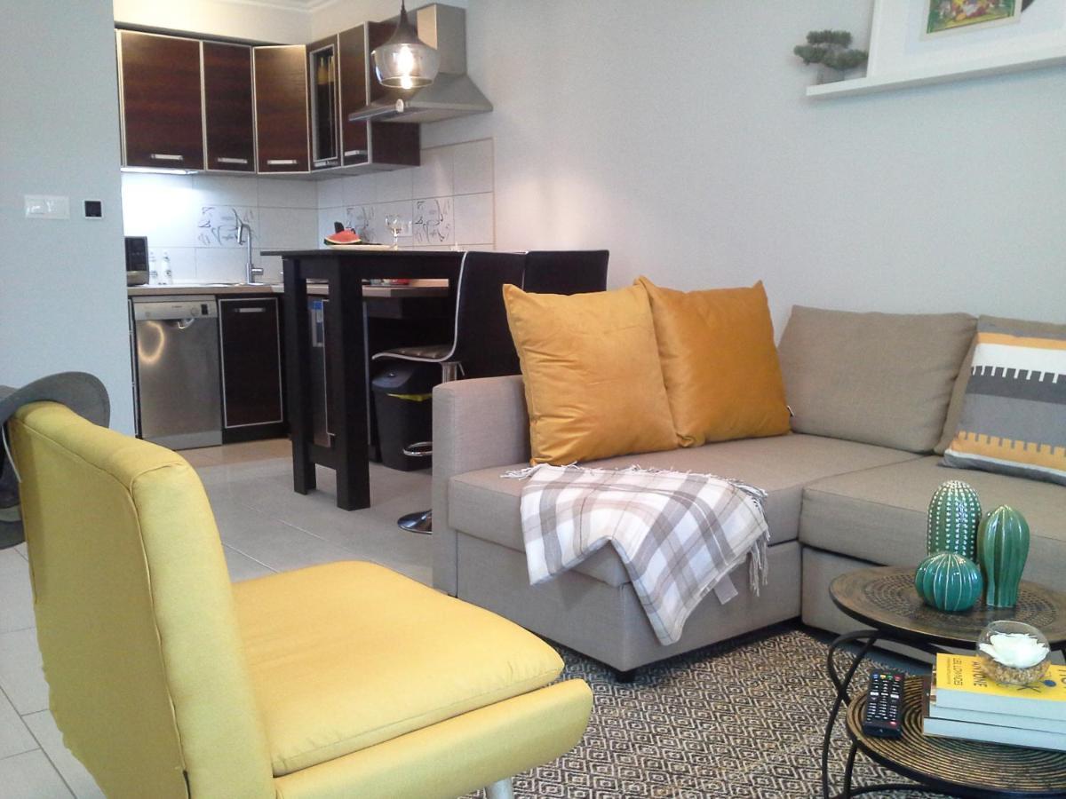 Alexandra Apartment Hajduszoboszlo - Chic Flat エクステリア 写真